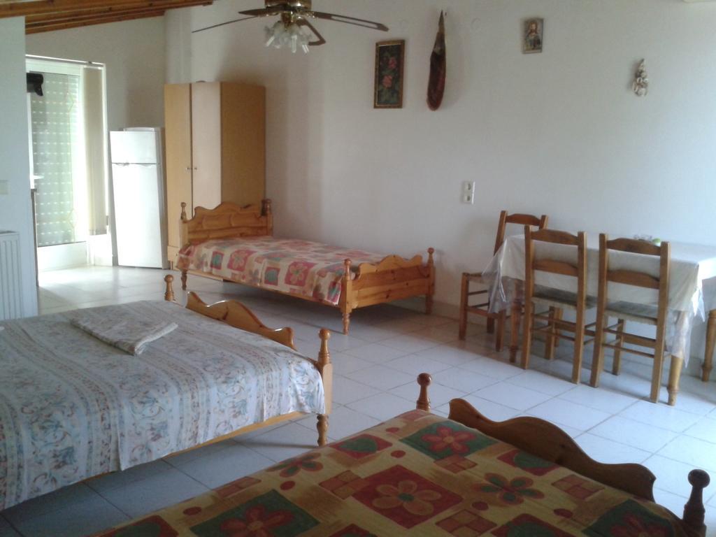 Apartamento Efterpi Aggeli Loutrópolis Thermís Habitación foto